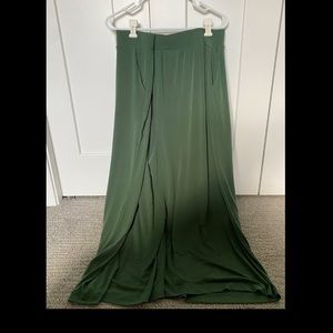 Torrid size 4X Studio Knit Wide Leg Culotte Pants in Green